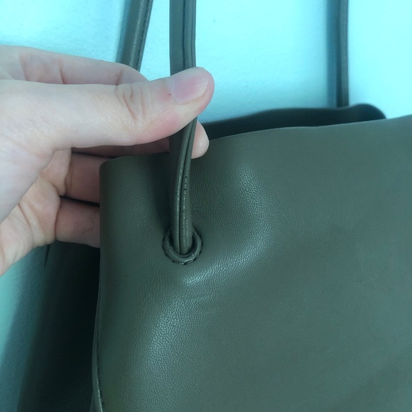 Olive green everyday bad from oak and fort. - Picture 2 of 11